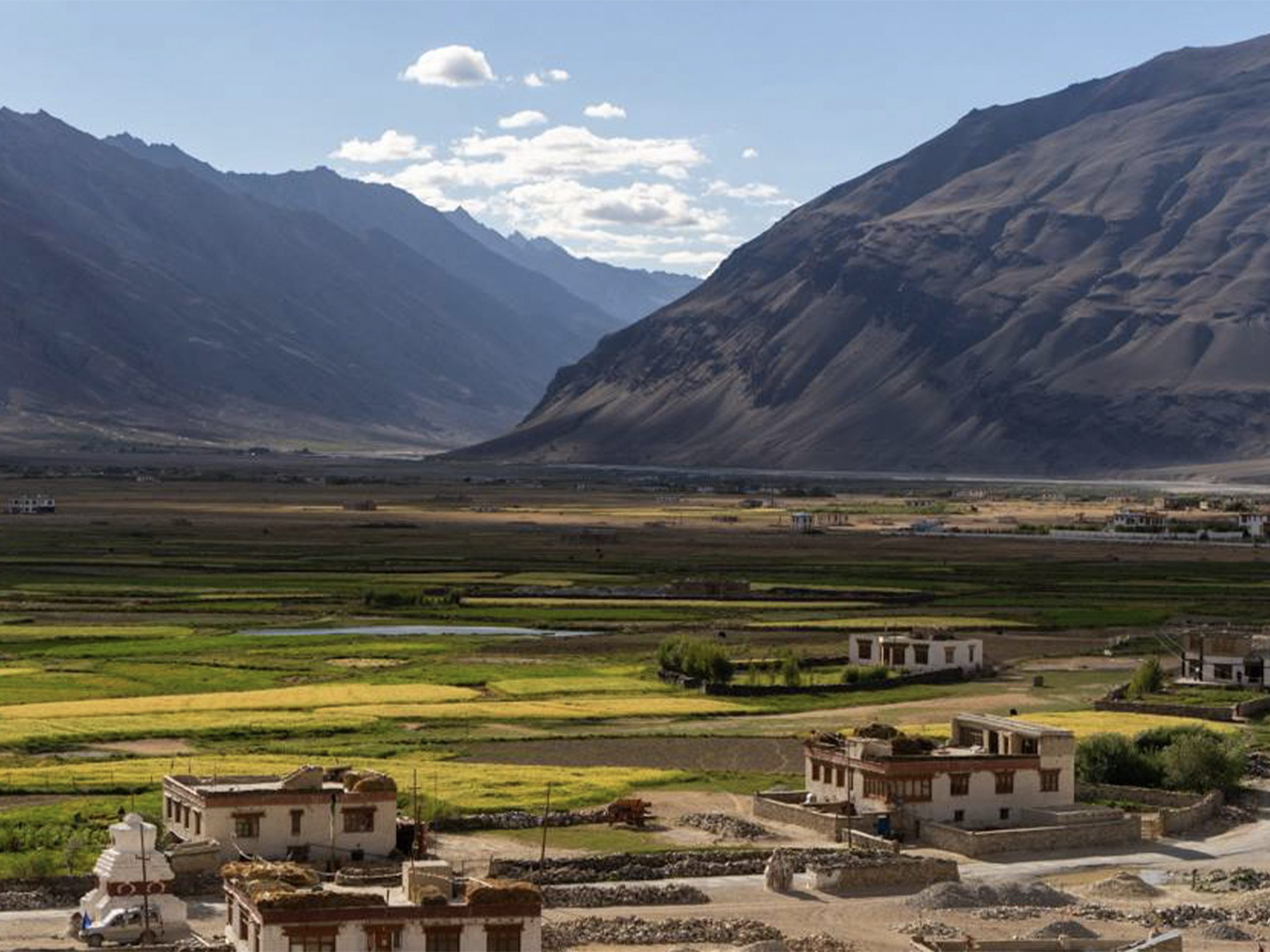 EXPLORE THE SHEY PALACE, THIKSEY AND HEMIS MONASTERY