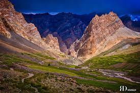 VISIT SHANTI STUPA AND LEH BAZAR